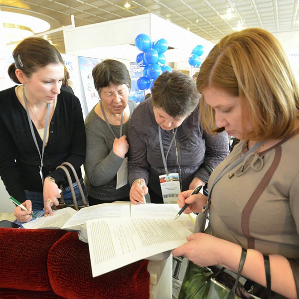 Valenta Took Part in the XIV Congress of Therapists of St.-Petersburg and NWFD